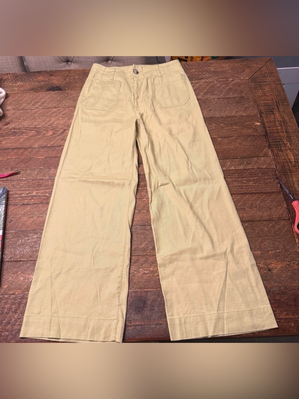 Women’s anthropologie Wide Leg Light Olive Green Pants (Size 26)